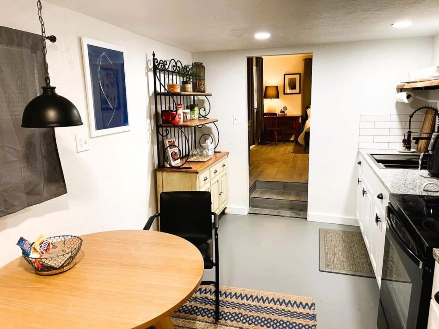 All-Inclusive Studio Near Okcs Best #C2 Oklahoma City Ngoại thất bức ảnh